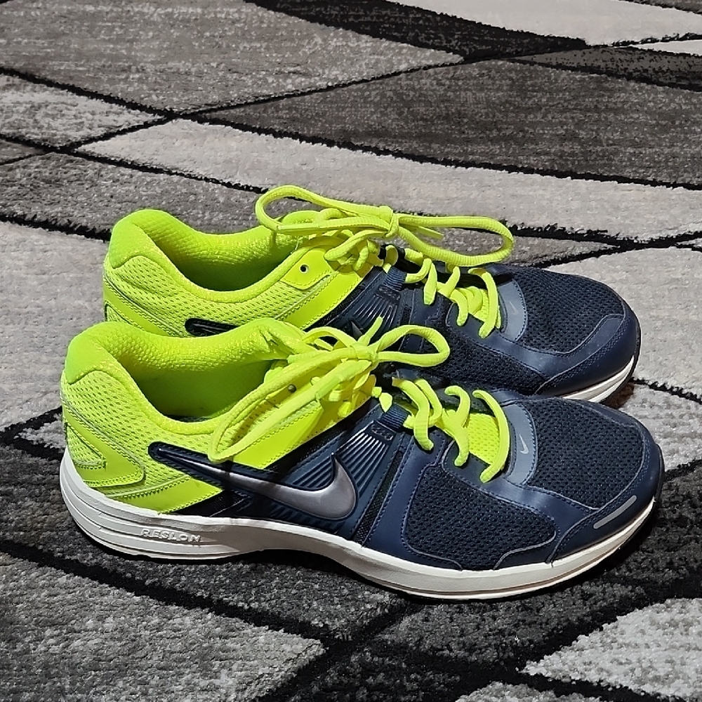 MENS NIKE DART 10 NAVY BLUE & NEON GREEN SILVER SWOOSH RUNNING SHOE